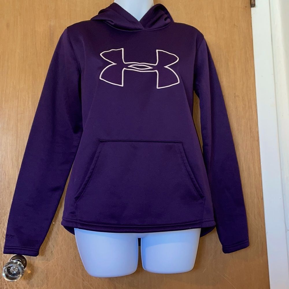 Under Armor hoodie! SizeXS! Purple! 100%polyester! Very breathable! EUC!